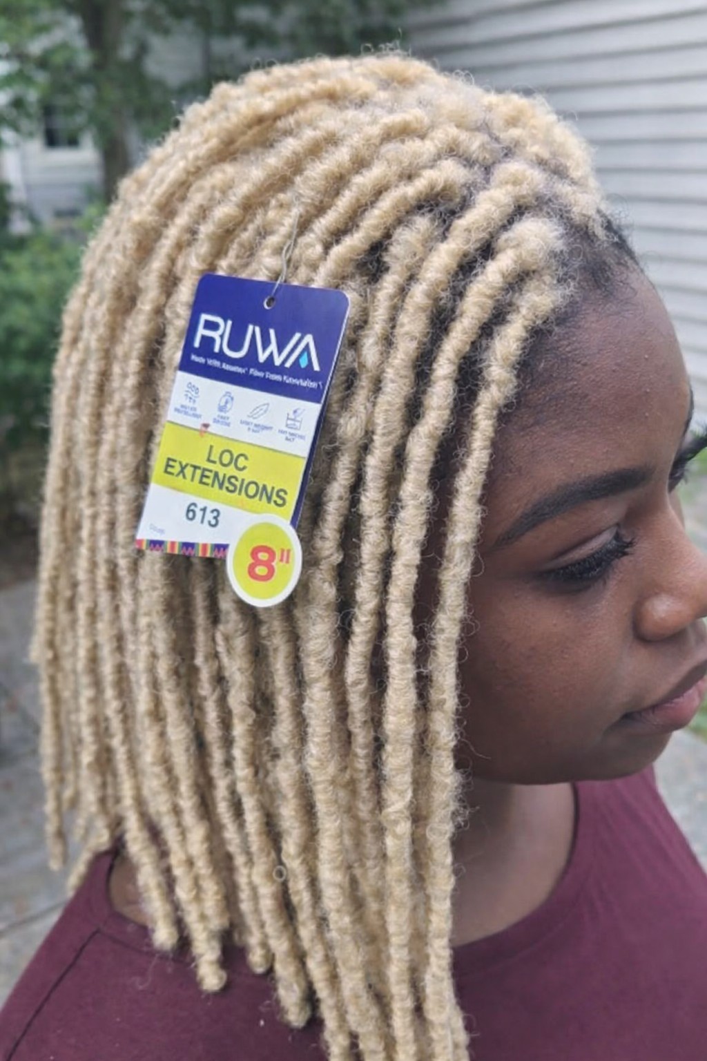 Lulutress Water Wave 24in Burgundy & RUWA Loc Extensions 8in 613 Synthetic
