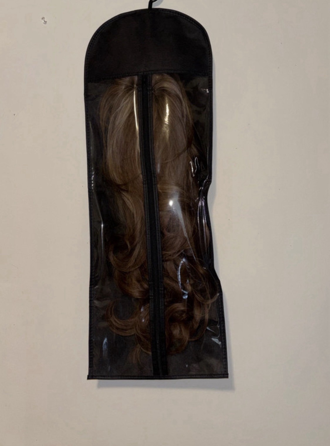 Lady Grayy 24” blonde, honey, brown highlighted wig