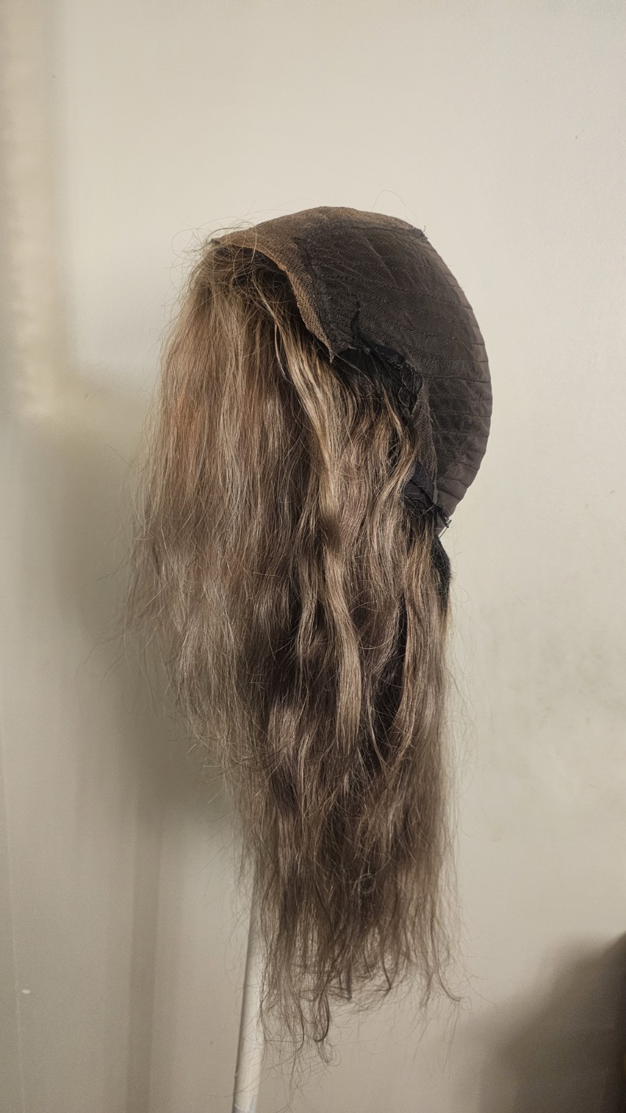 High Quality regular Top 22 to 24″ grey curly 100% Virgin Human Hair Lace Wig