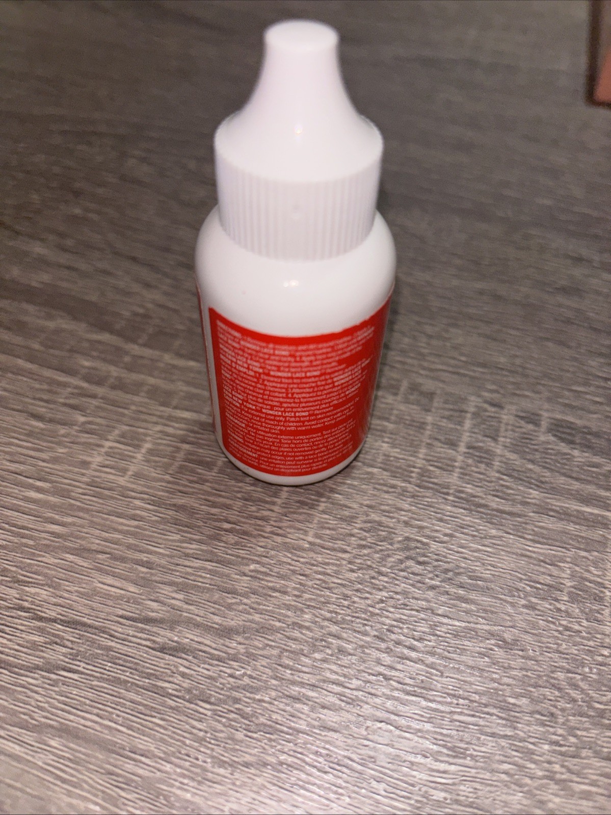 Invisible Bonding Glue for Lace Wigs – Water-Resistant and Latex-Free 1.18oz