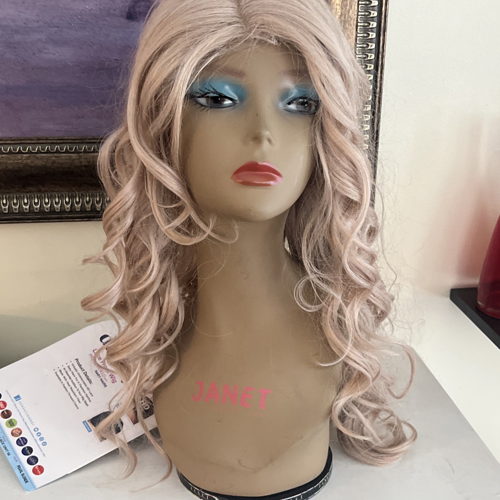 Sensationnel Lace Front Wig Pearl Blonde Long Hair New Dashly Unit 56