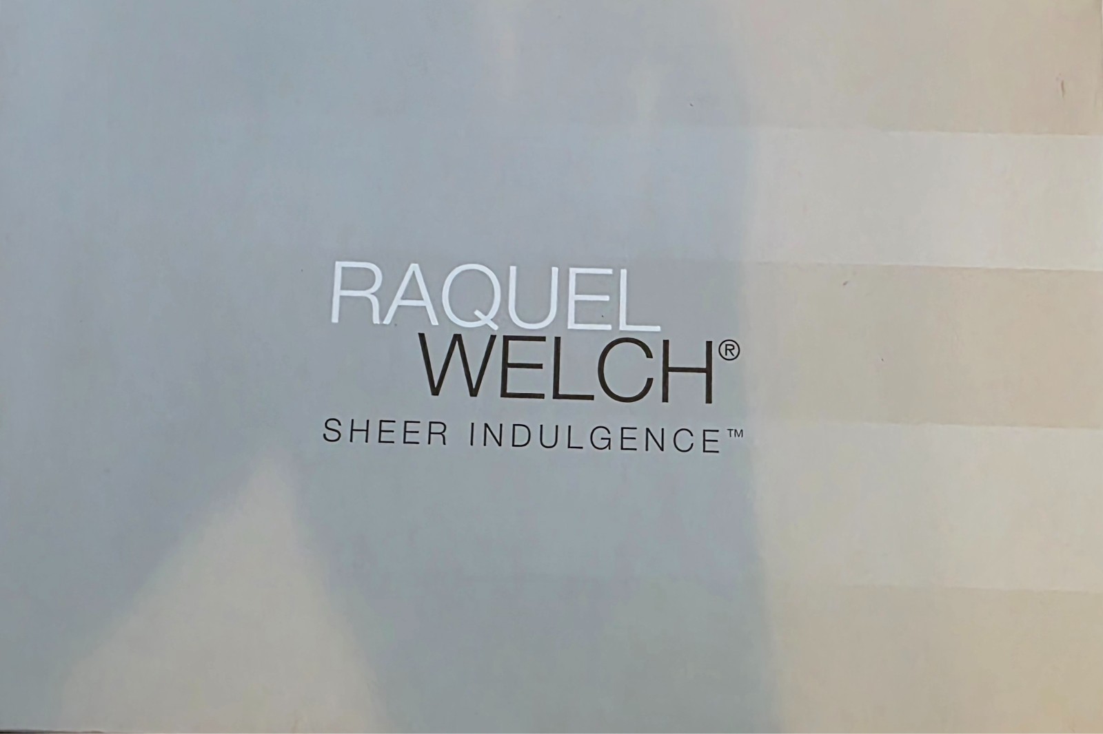 Rachel Welch Sheer Indulgence wig