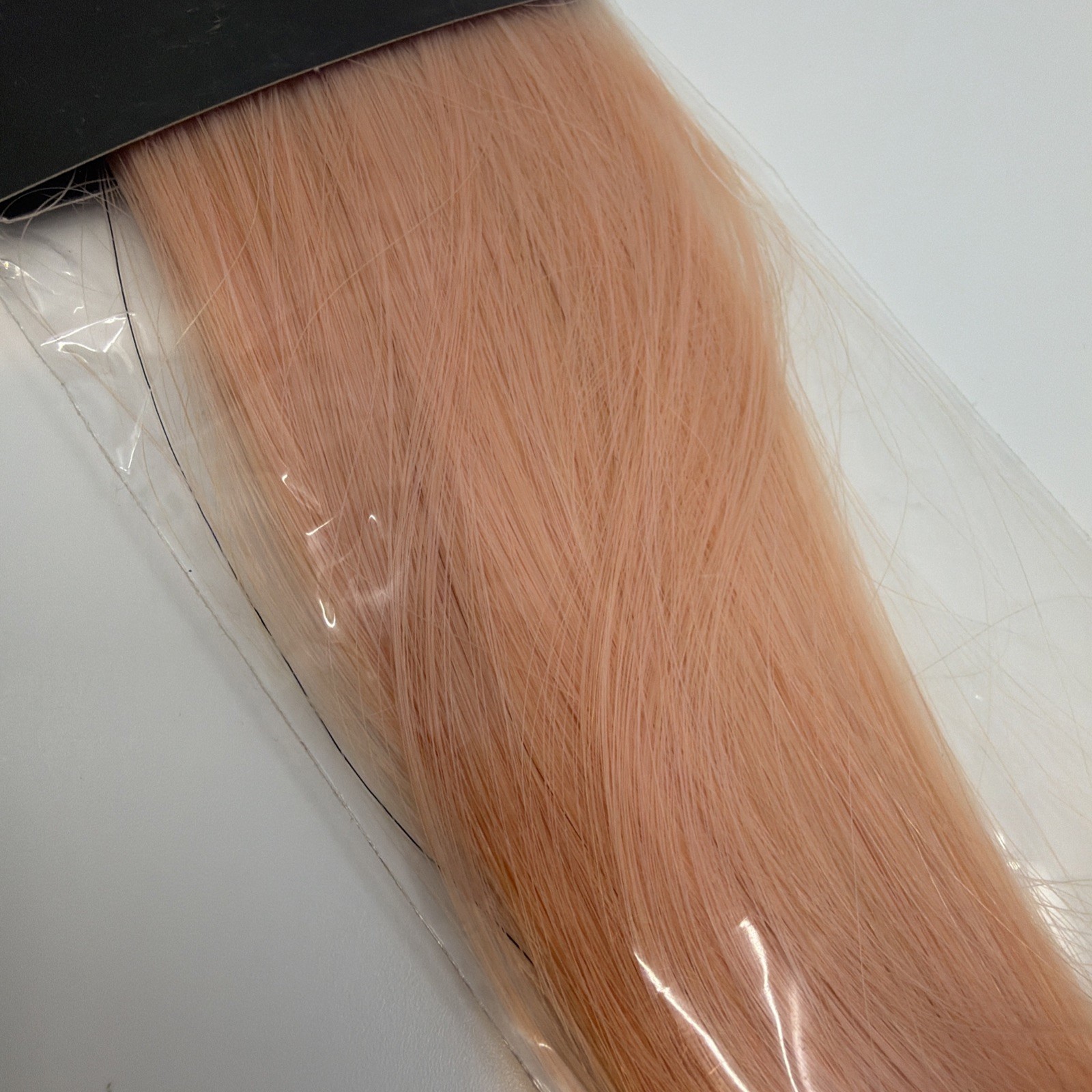 Hotheads Tape In Extensions Original Fantasy Color Soft Peach 12 Pieces 16-18”