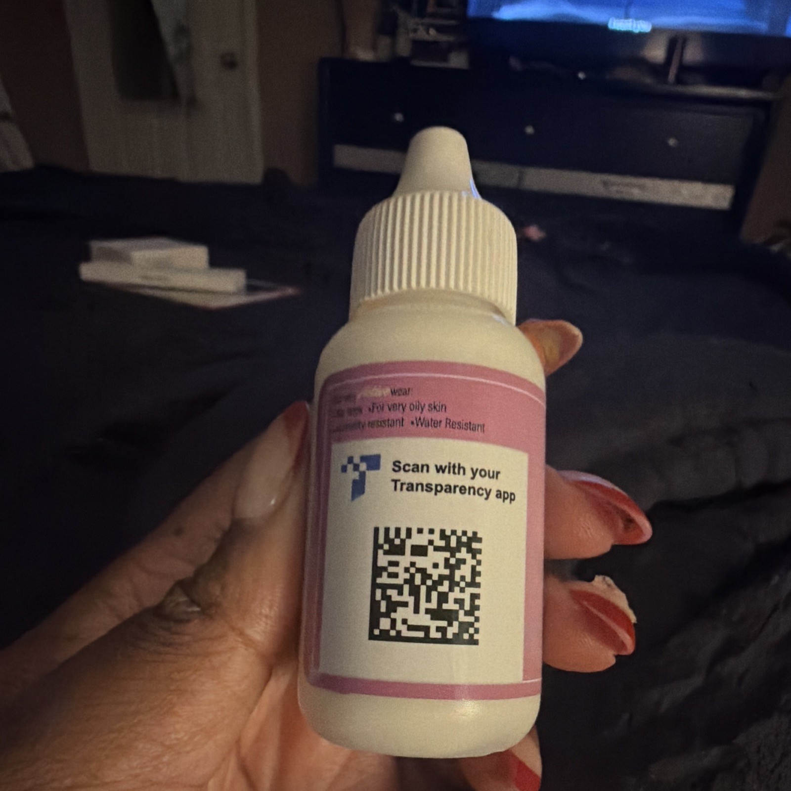 Bold Hold Water Resistant Lace Wig Adhesive Glue 1.3 oz Bottle