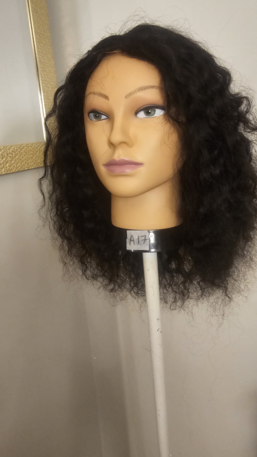 High-Quality Regular Top 18 To 20 ” Black Wavy 150% Virgin Human Hair Lace Wig