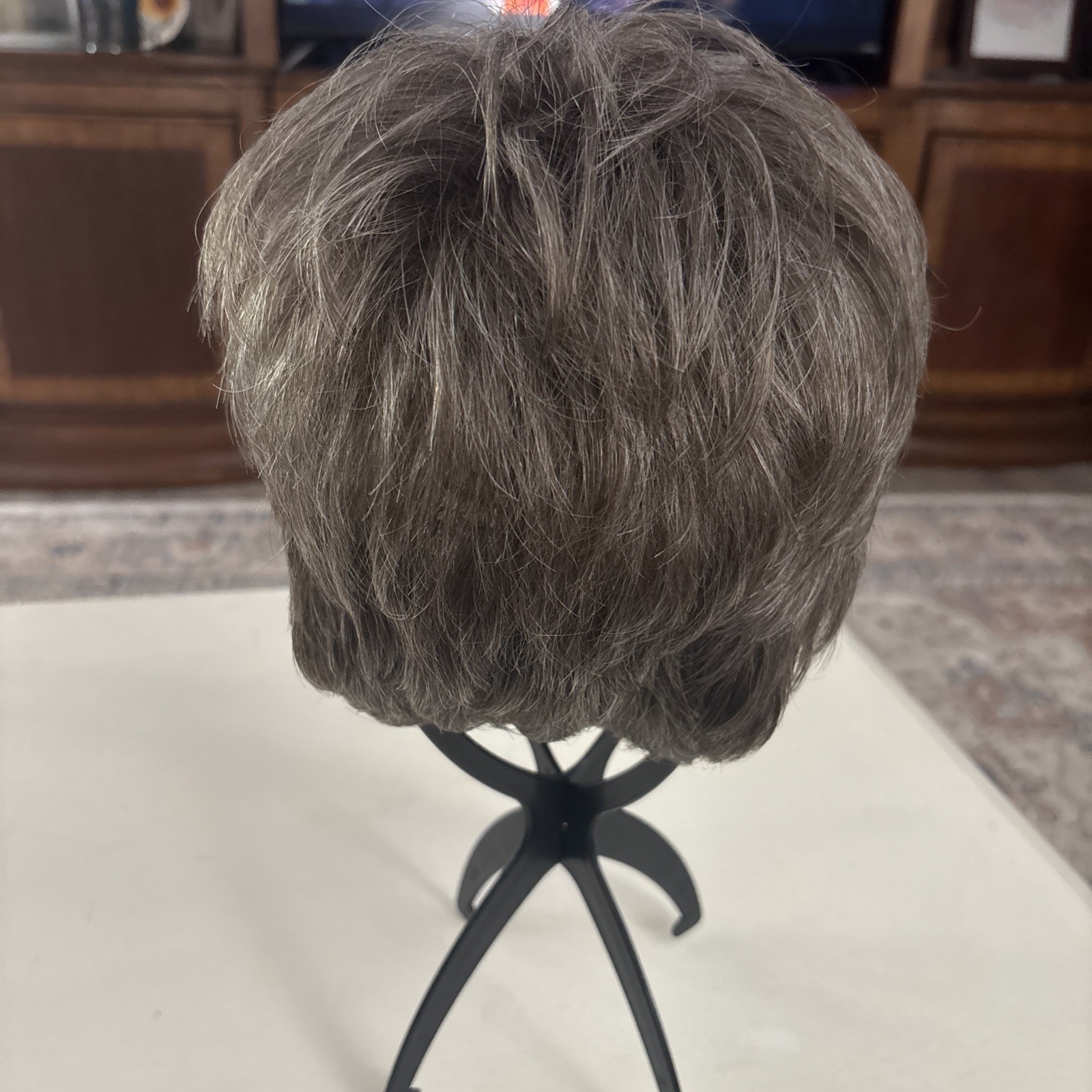 Short Layered Synthetic Wig Brown/Gray Classic Cap