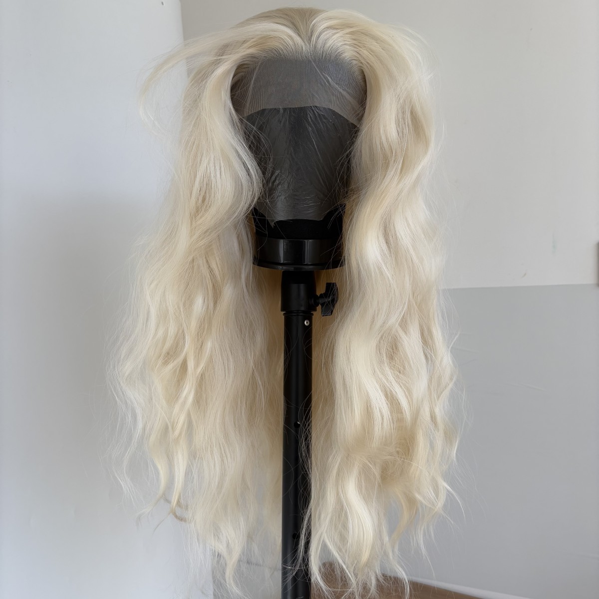 Heat Resistant Synthetic Hair Frontal Lace Wig Long Wavy Platinum blonde