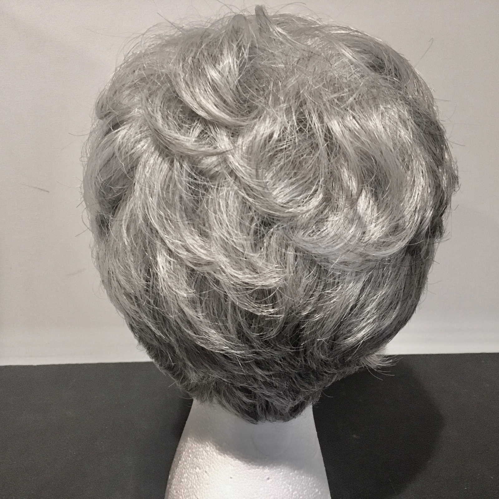 Estetica Wefted Light 3-Tone Grey Blend Synthetic Wig + Wig Care Items (Vikki?)