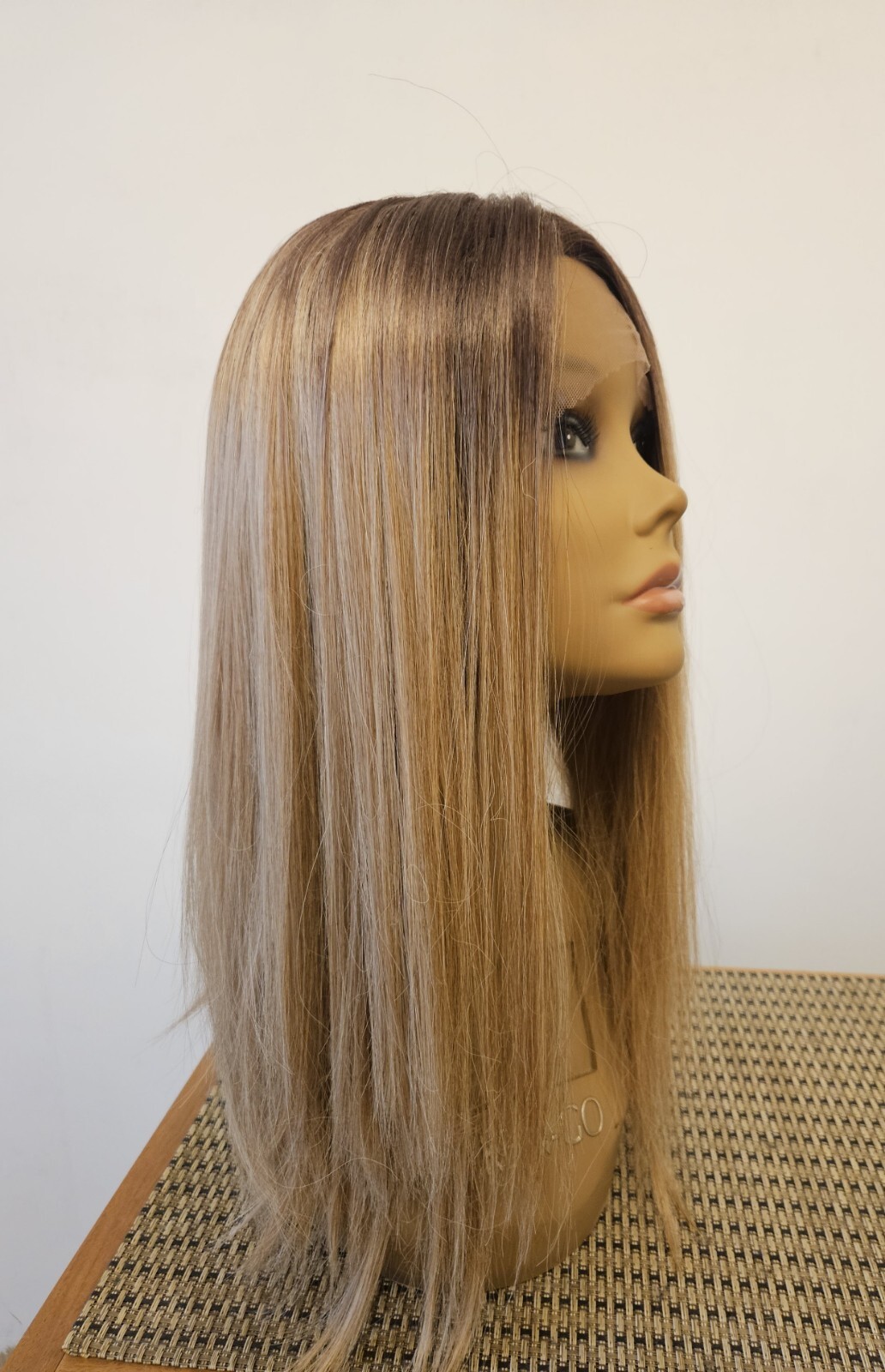 NEW Amazing Full Lace Front OMBRE Medium BLONDE WIG Straight Hair