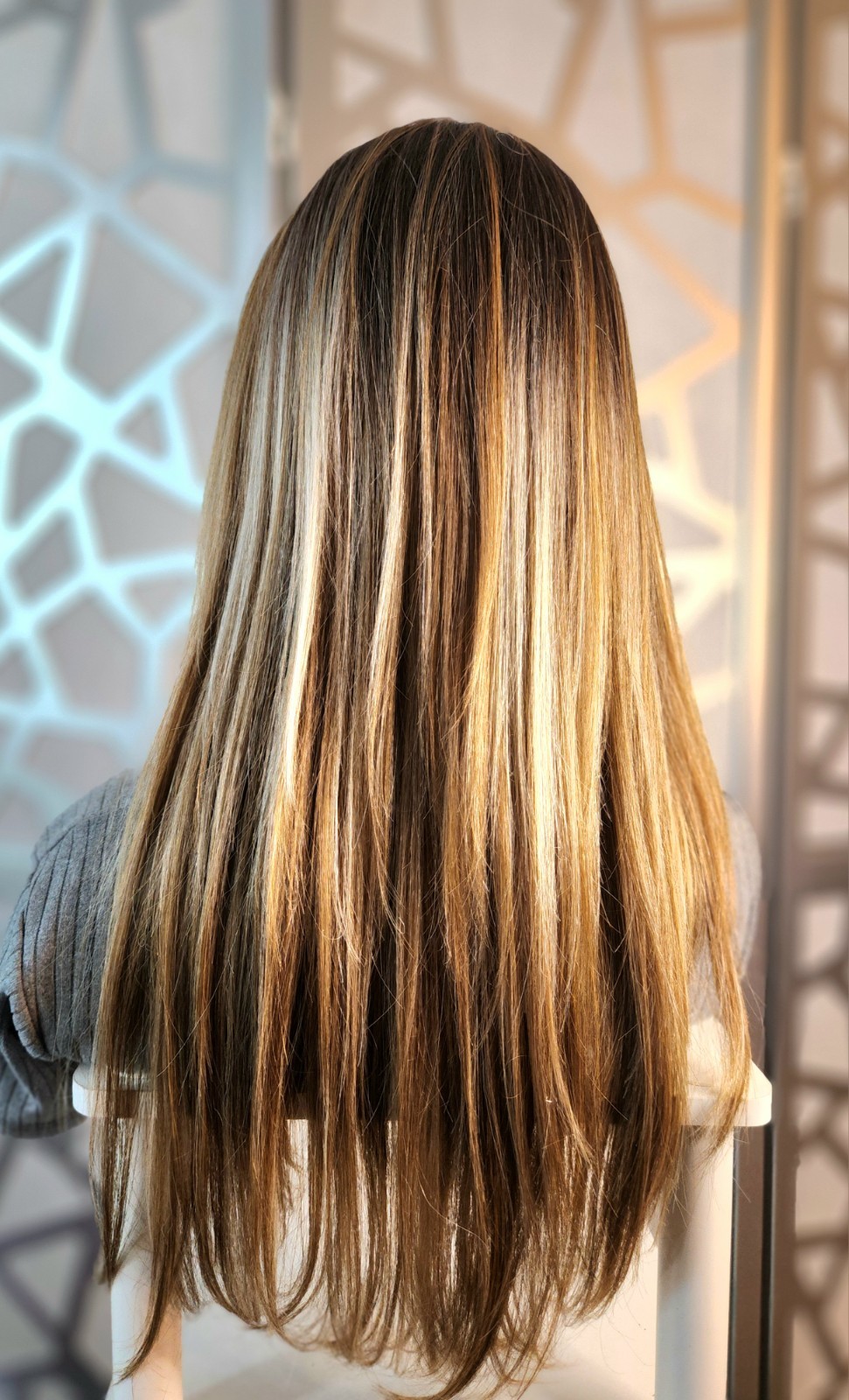 Long Straight Ombre Blonde Wig Human Hair Blend, Brown Roots Auburn Blonde Wig